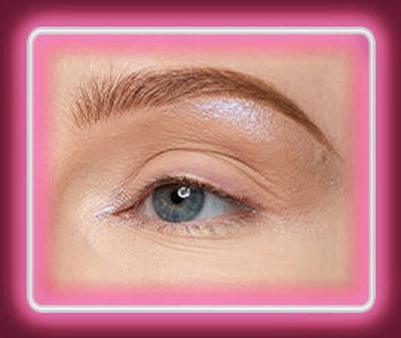 Ce visuel presente un tutoriel pour realiser un look complet sur les yeux en utilisant 4 teintes differentes des ombres a paupieres liquide lid lingerie de NYX Professional Makeup. L'utilisation de ces 4 teintes permet d'avoir un full look avec un double trait d'eye-liner.