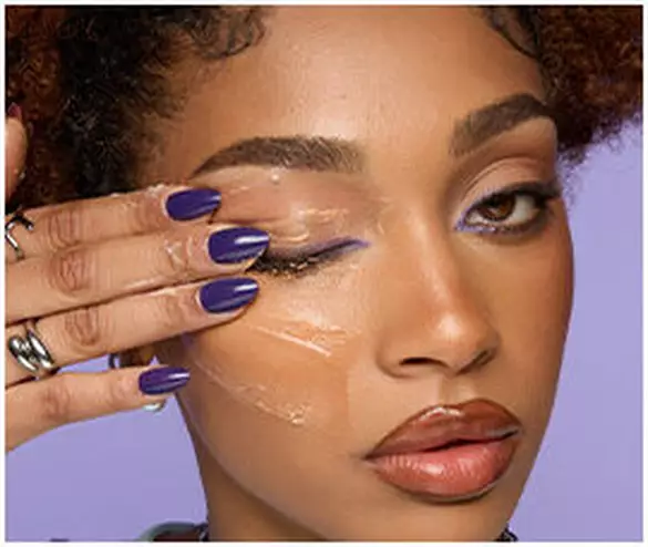 02 MASSAGE INTO DRY SKIN