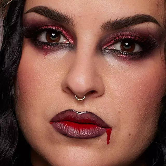 Maquillage Halloween de vampire
